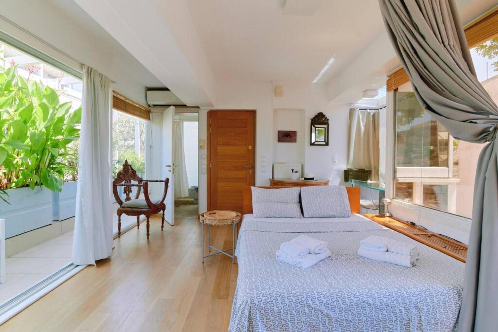 360 View In Roof Top Appartment With Patio Athens Exterior photo