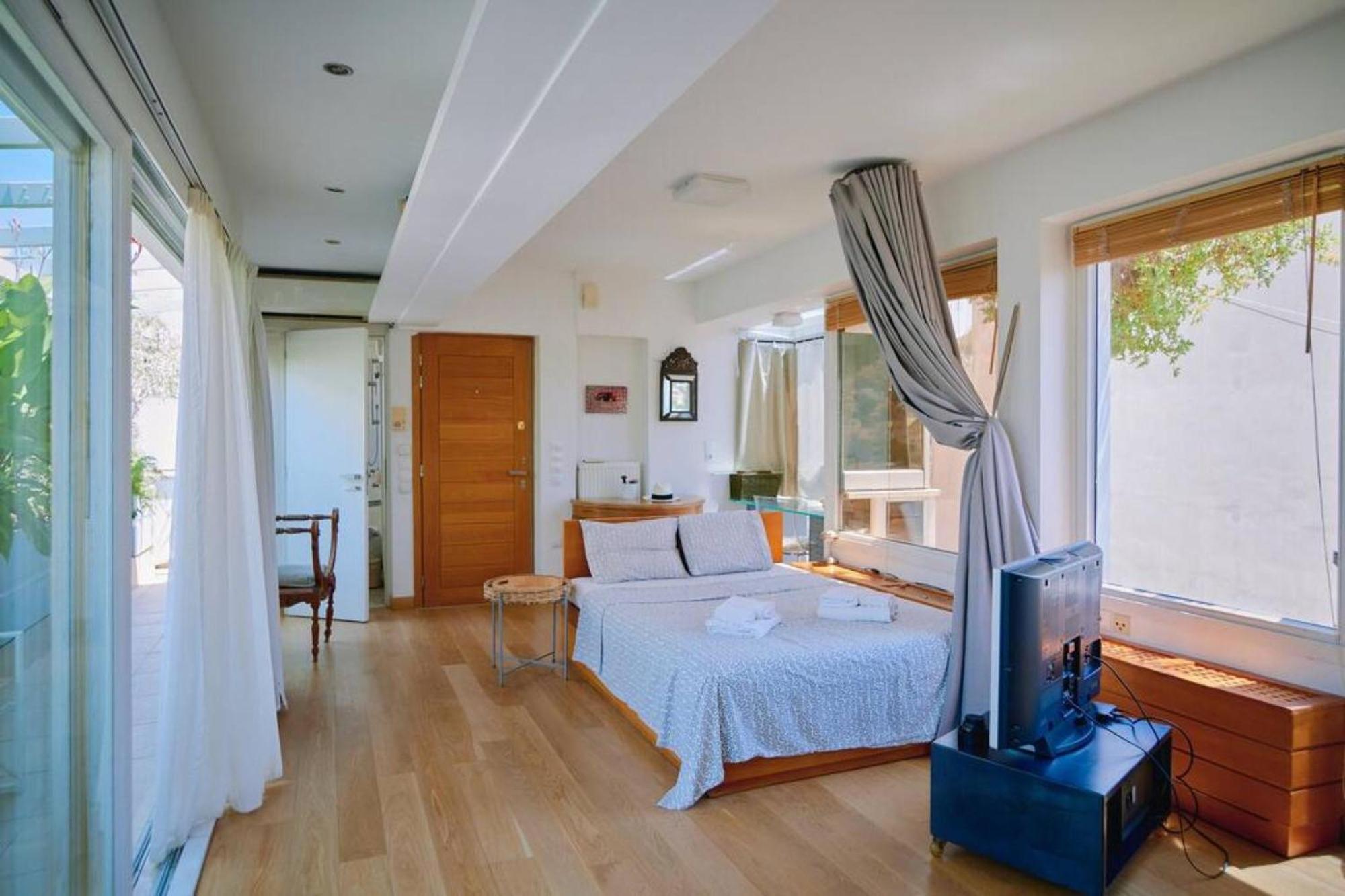 360 View In Roof Top Appartment With Patio Athens Exterior photo